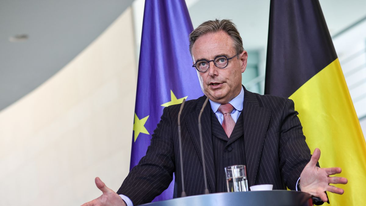 BERLIN, GERMANY - AUGUST 26: Belgian Prime Minister Bart De Wever attends a joint press conference with German Chancellor Friedrich Merz (not pictured) following talks at the Chancellery on August 26, 2025 in Berlin, Germany. The two leaders are meeting over a variety of issues, including security. (Photo by Omer Messinger/Getty Images)