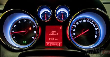 Dlaczego samochód na gaz zużywa benzynę?
