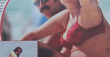 Tłuściutka Guzik na plaży