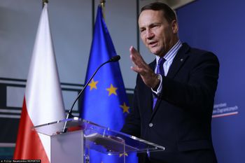 "Upomni". Dosadna reakcja na słowa Trumpa. Rykoszetem w Nawrockiego