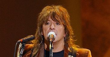 Gitarzysta Bon Jovi aresztowany za jazdę po pijaku!