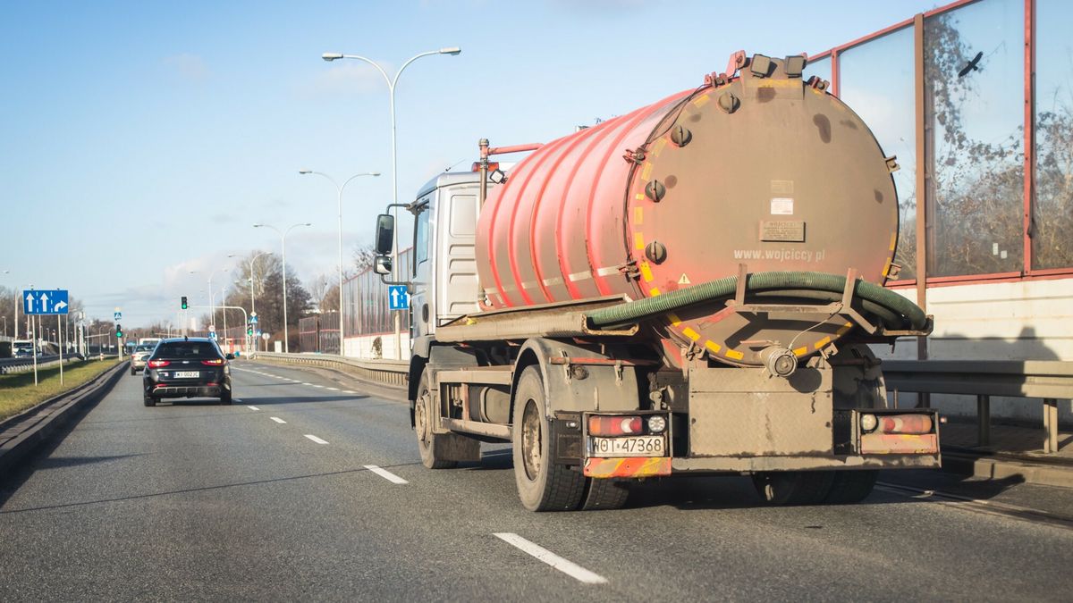 Gminy nie nadążają z kontrolą szamb i przydomowych oczyszczalni