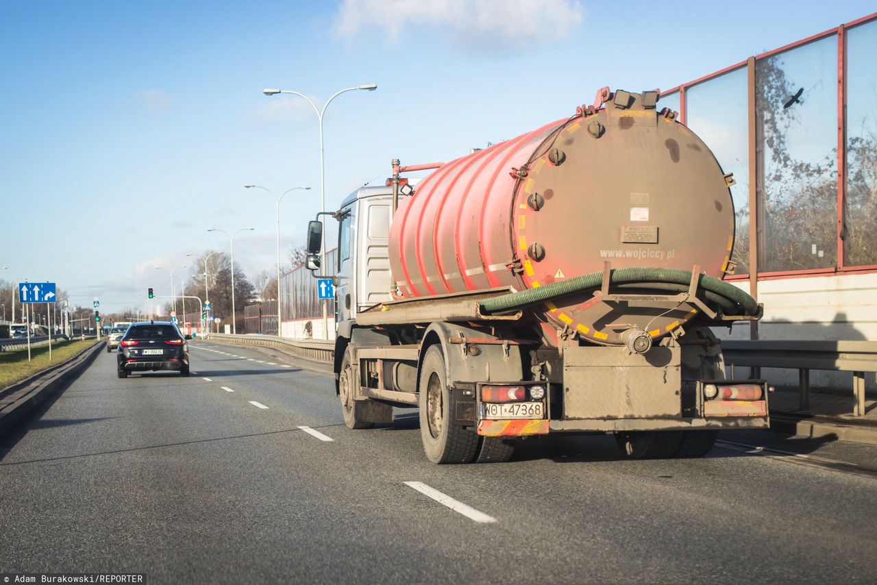 Kontrole szamb w Polsce. Gminy nie nadążają