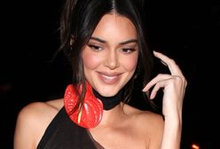 Coraz odważniej. Kendall Jenner udowadnia, że "nagie sukienki" nie tracą na popularności