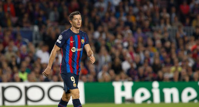 Robert Lewandowski z największym profilem na Facebooku, Mentzen zyskał najwięcej