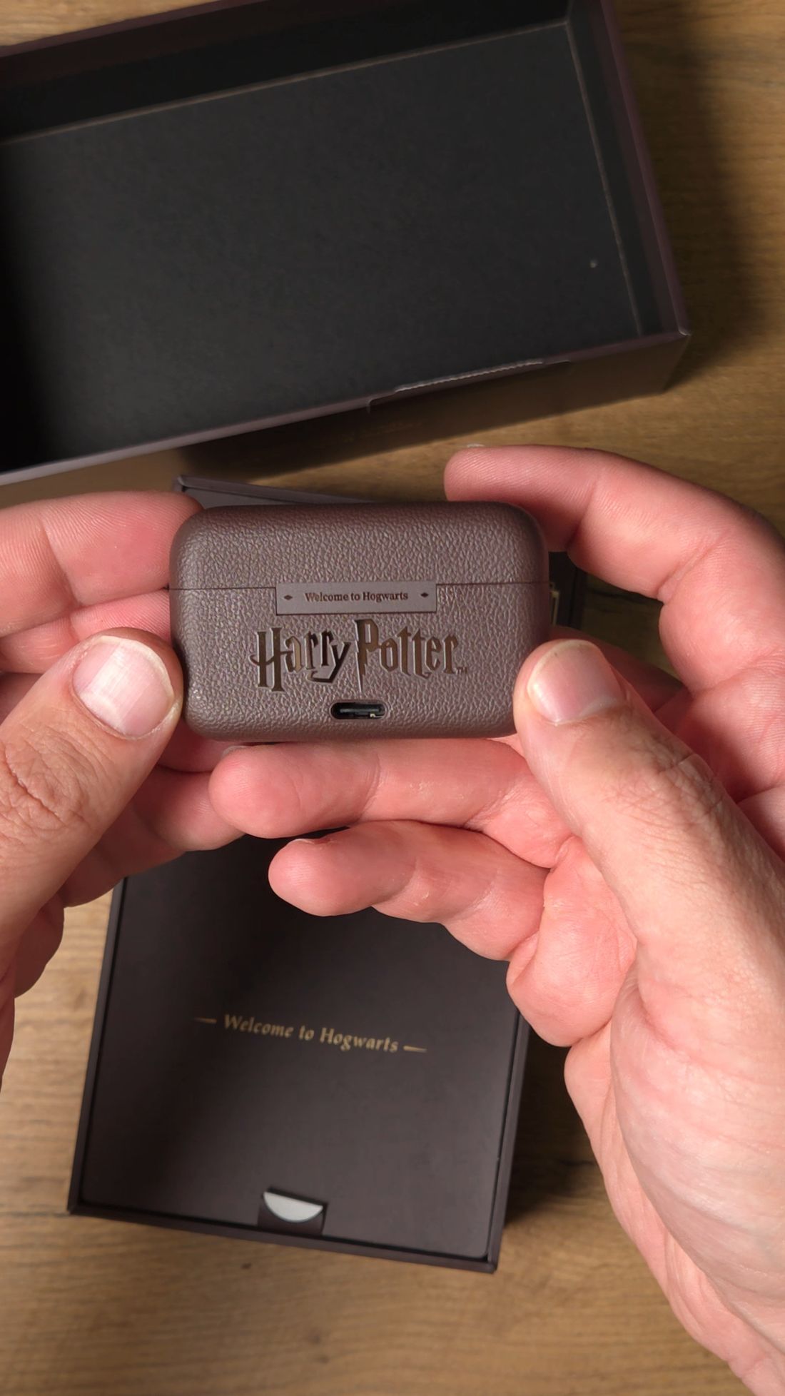 Słuchawki z Hogwartu trafiły do Polski. Oto realme Buds T500 Pro Harry Potter Edition