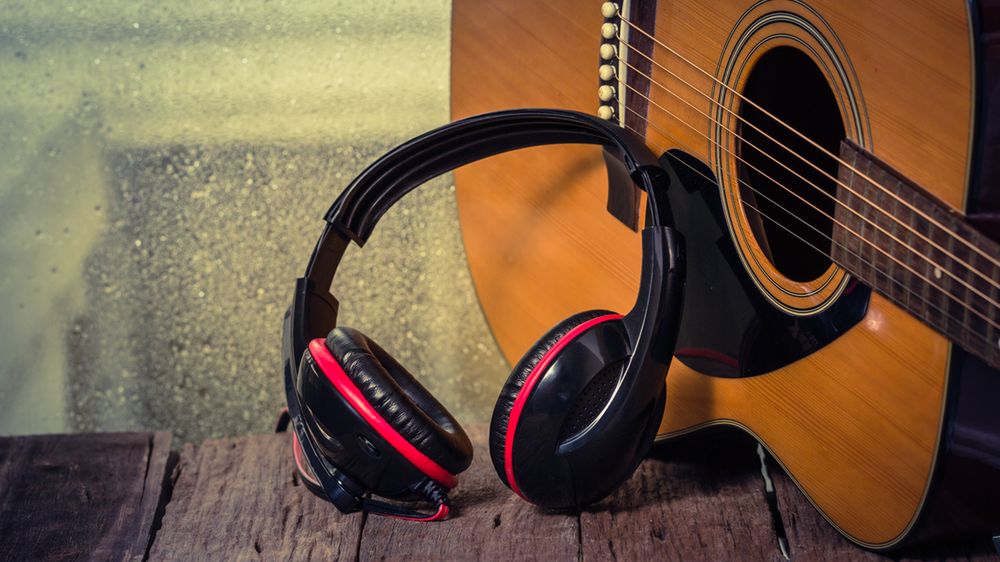 Muzyk chce, żeby jego utwory znajdowały się na Chomikuj. Ale ZPAV i tak je usuwa! 1