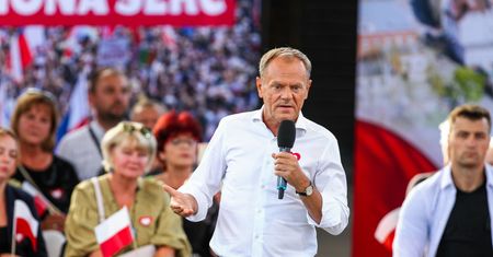 "Wystartujemy razem". Tusk potwierdza skład koalicji