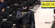 "Na ulicach giną ludzie". Batman sprzeciwił się ICE na Super Bowl