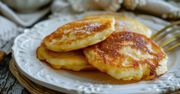 Słodkie placuszki jak szarlotka z patelni. Ekspresowe, sycące i banalne do zrobienia