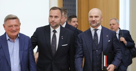 Rozwód bez sądu? Zespół Brzoski złożył projekt. Adwokat zabiera głos