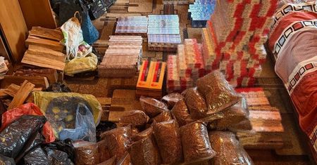 Nielegalne wyroby tytoniowe zabezpieczone w Starachowicach. 73-latek z zarzutami