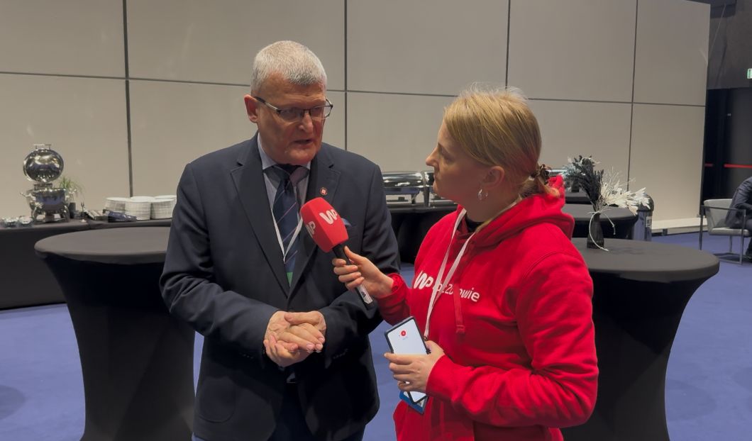 Liczba chorych rośnie. GIS: Sytuacja jest dosyć skomplikowana