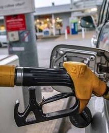 Ceny paliw ciągle w dół, a ma być jeszcze taniej