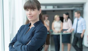 Menedżerowie zarabiają prawie 10 tysięcy złotych miesięcznie. W których branżach jest najlepiej?