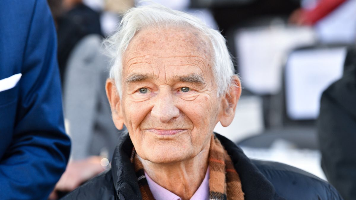 Andrzej Pilecki
Ostr�w Mazowiecka, 02.11.2022. Syn rotmistrza Witolda Pileckiego - Andrzej Pilecki na otwarciu Muzeum - Domu Rodziny Pileckich w Ostrowi Mazowieckiej, 2 bm. (aldg) PAP/Radek Pietruszka
Radek Pietruszka
Muzeum - Dom Rodziny Pileckich, Muzeum - Domu Rodziny Pileckich, O Marii i Witoldzie Pileckich, otwarcie