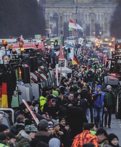 Tysiące rolników w Berlinie. Komunikacyjny chaos