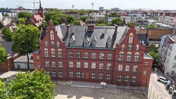 Zabytkowy budynek przy ul. Słowackiego zyskał nowe życie. Zakończono II etap modernizacji siedziby CUWJO
