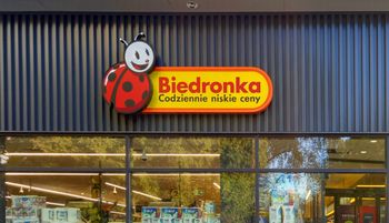 Biedronka ogłasza. To nie żart. Tylko 3 sztuki na osobę