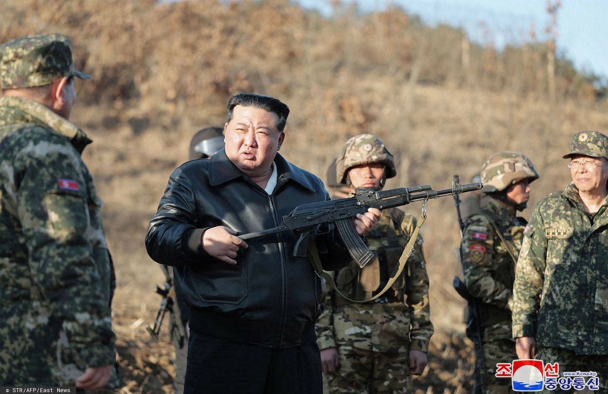 Kim Dzong Un nadzorował symulowany "kontratak nuklearny"