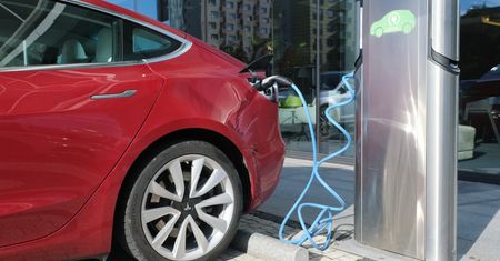 Elektromobilność. NIK rozprawia się z rządowymi zapowiedziami