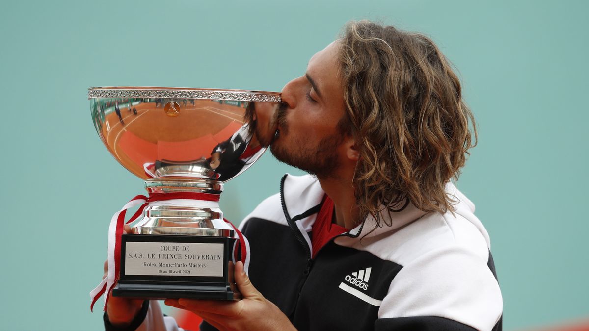 Zdjęcie okładkowe artykułu: PAP/EPA / SEBASTIEN NOGIER / Na zdjęciu: Stefanos Tsitsipas, mistrz Rolex Monte-Carlo Masters 2021