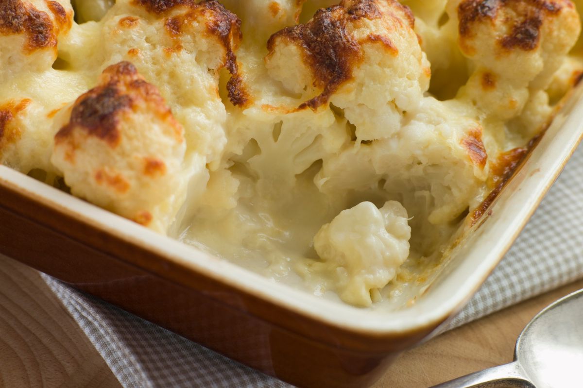 Discover a guilt-free twist: Cauliflower mac and cheese recipe
