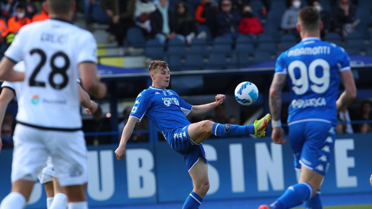 PAP/EPA / CLAUDIO GIOVANNINI  / Na zdjęciu: Szymon Żurkowski