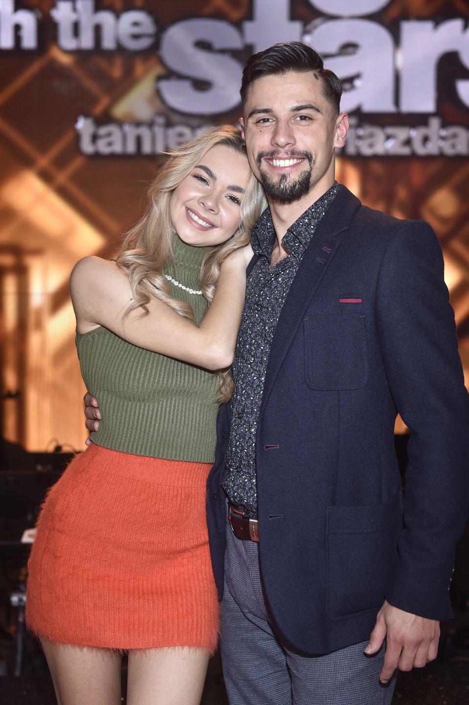 Jakub Lipowski komentuje zdjęcia z Wiktorią Gąsiewską z after party po finale "TzG" 