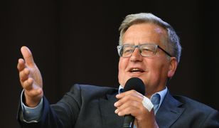Lot Andrzeja Dudy z Babimostu. Komorowski o lekceważeniu bolesnej lekcji