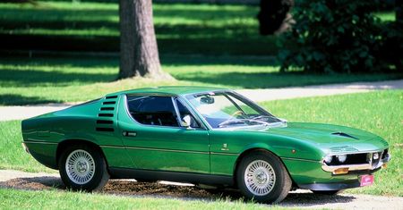 Historia: Alfa Romeo Montreal