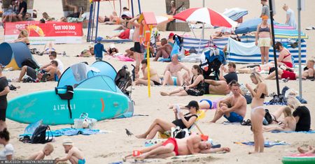 Głośni plażowicze. Utrapienie nad Bałtykiem