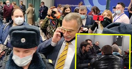 Antyrządowy zjazd w Moskwie. Opozycjoniści siłą wpychani do więźniarek