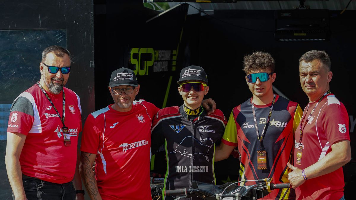 WP SportoweFakty / Michał Krupa / Na zdjęciu: Maksymilian Kostera (w środku) ze swoim teamem podczas SGP3