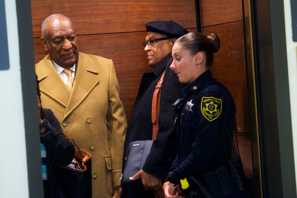 “Czułam jego nasienie między nogami”. Cosby znowu w sądzie. Oskarża go 50 kobiet