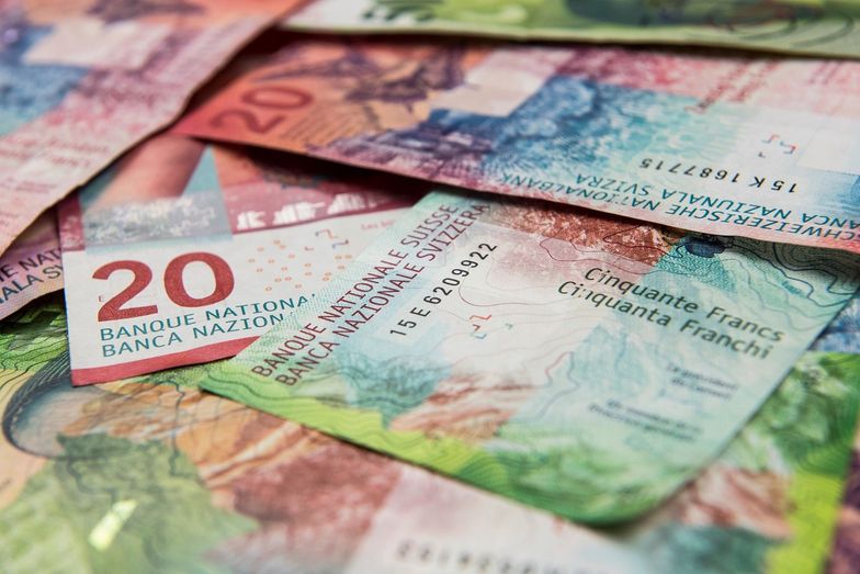 Frankowicze chętnie pójdą na ugodę z bankami - ale zbyt rzadko są im one proponowane.