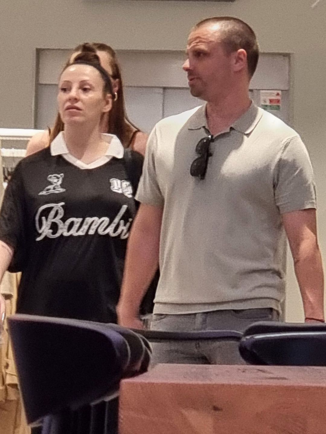 Dominika i Marcin Hakiel na komplementowaniu wyprawki 