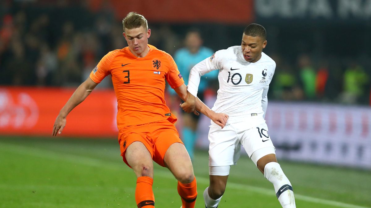 Zdjęcie okładkowe artykułu: Getty Images / Dean Mouhtaropoulos / Na zdjęciu: Matthijs de Ligt (z lewej) i Kylian Mbappe-Lottin (z prawej)