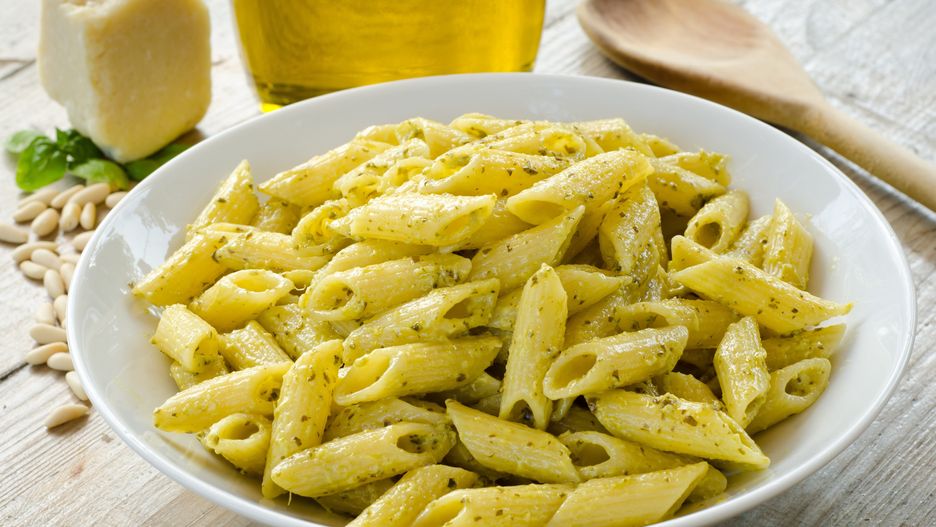 Sprytny sposób na szczaw. Makaron ze szczawiowym pesto
