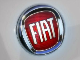 Fiat wstrzymuje inwestycje i narzeka na kryzys