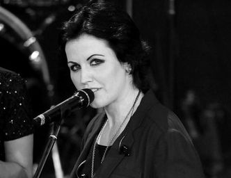 Policja wydała oświadczenie w sprawie śmierci wokalistki The Cranberries. "Zmarła na miejscu zdarzenia"