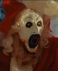 "Terrifier 3": fenomen jednego z najbardziej brutalnych horrorów w historii. Widzowie mdleli i wymiotowali w kinie