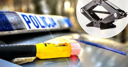 Nocna akcja. Pijany wjechał w budynek i odszedł po lewarek
