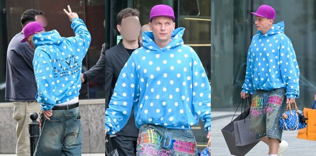 Bart Pniewski zaparkował na zakazie i ruszył na zakupy do Vitkaca. Wyszedł obładowany pakunkami z torebką za ponad 90 TYSIĘCY (ZDJĘCIA)