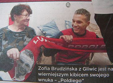 Podolski wygra dla babci?