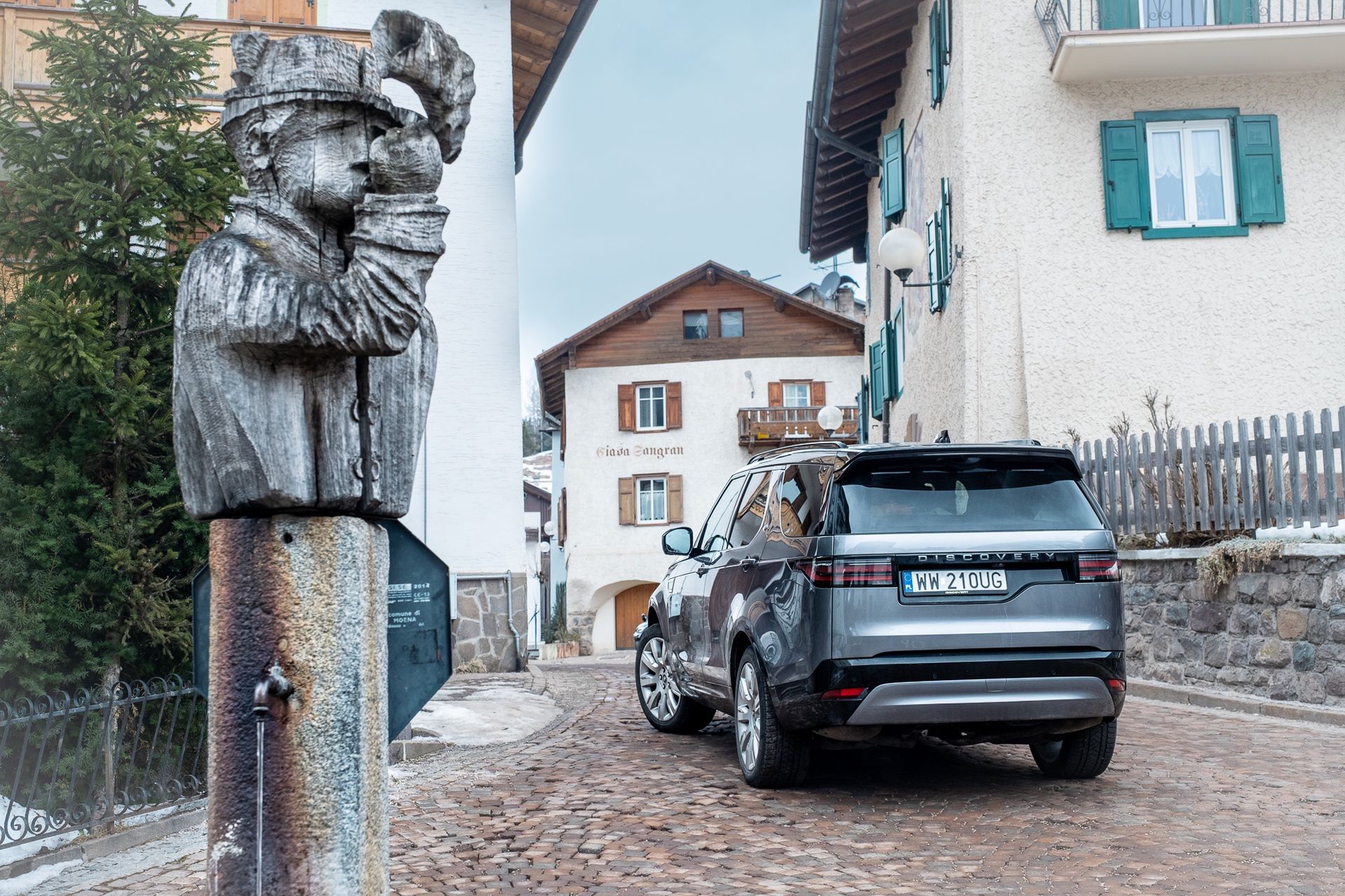 Land Rover Discovery Dynamic HSE D350 (2026)