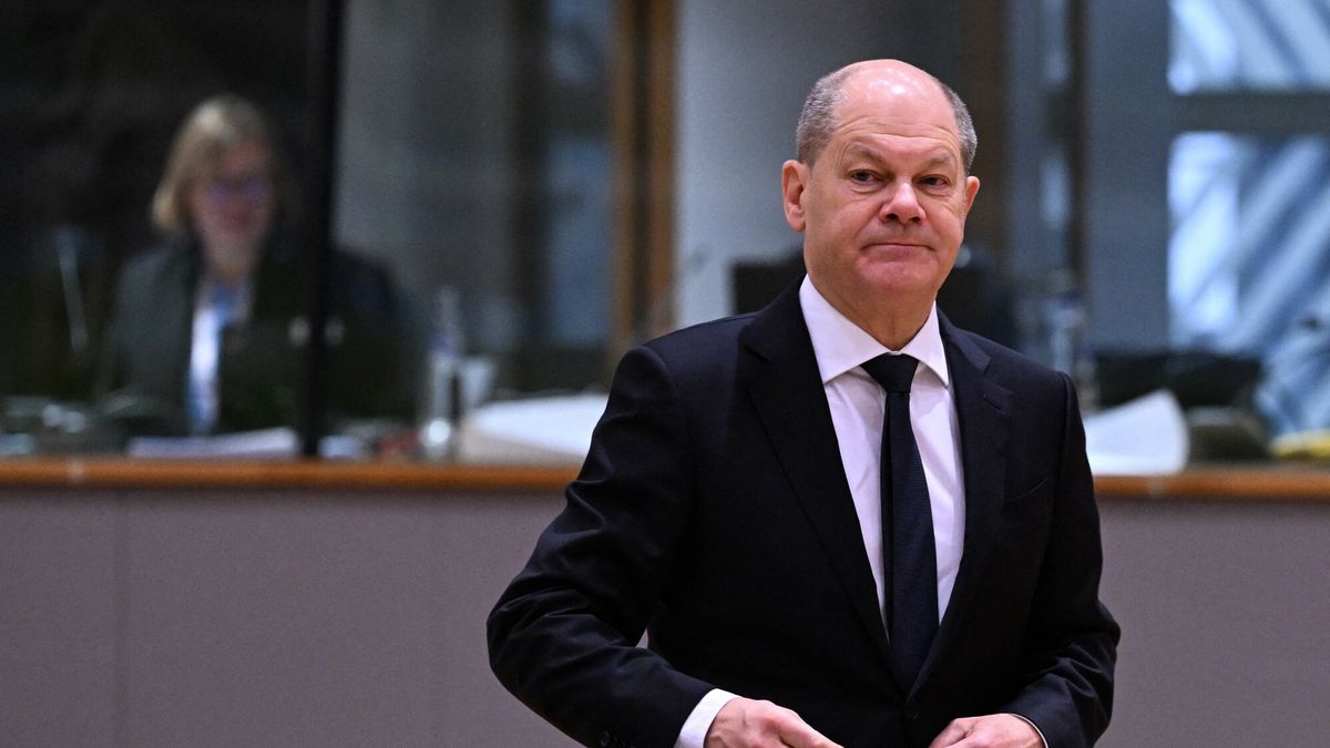 Temporary
Germany's Chancellor Olaf Scholz attends a roundtable meeting as part of the European Union summit at the European headquarters in Brussels, on December 15, 2023. EU chief Charles Michel confirmed on December 15, 2023 that European leaders had failed to agree to a budget plan including aid for Ukraine after an objection from one member, understood to be Hungary. (Photo by JOHN THYS / AFP)
JOHN THYS