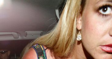 Britney się nie goli! (FOTO)