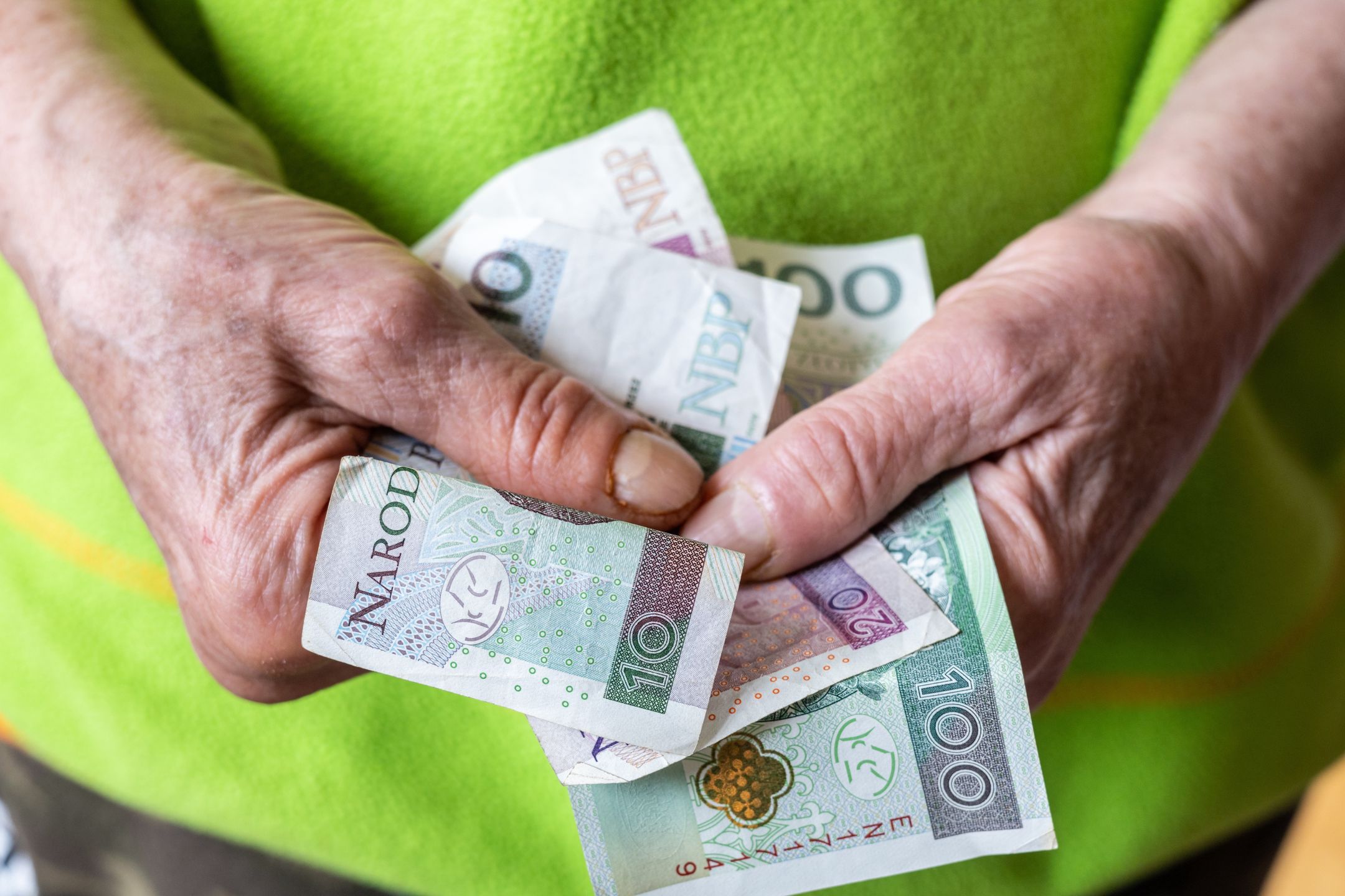 Pobiera najwyższą emeryturę valorization, payment, raise, female