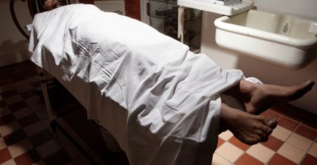 Dwukrotnie przeżył śmierć kliniczną. Pisze: "To coś było nicością"